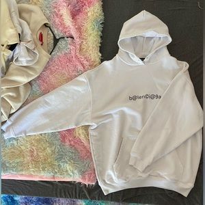 BALENCIAGA HOODIE, size LARGE, white
